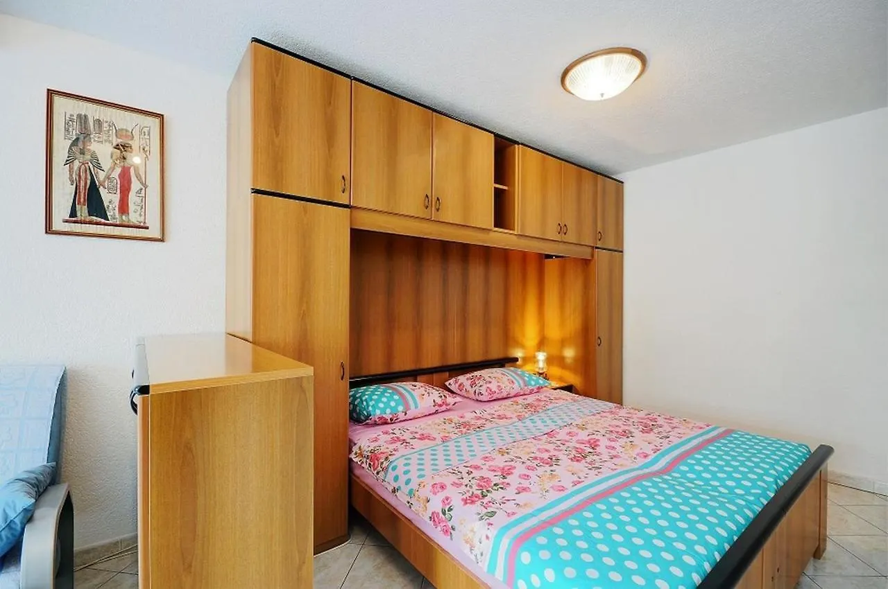 Apartments Marica Pula